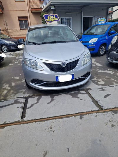 Lancia Ypsilon 1.2 69 CV 5 porte Platinum  usata