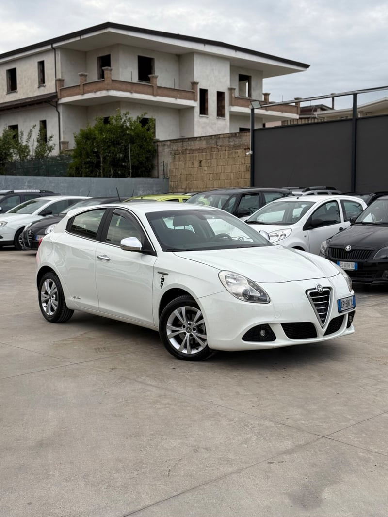 Alfa Romeo Giulietta 1.6 JTDm-2 Distinctive