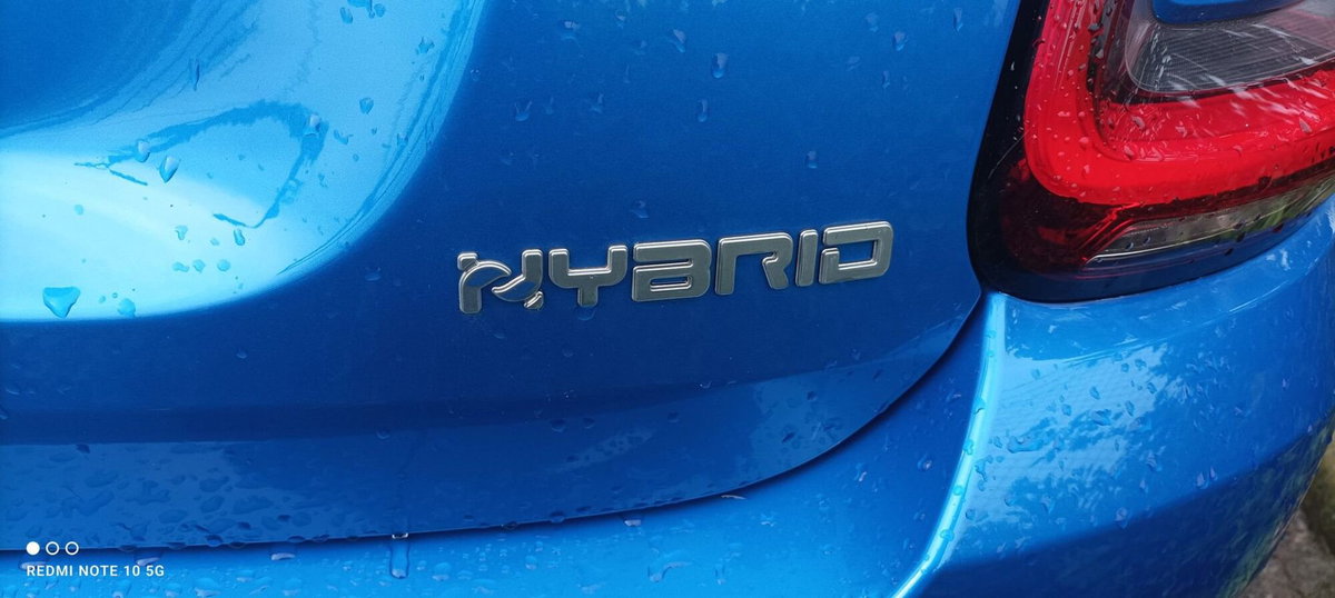 Fiat 500X 1.5 T4 Hybrid 130 CV DCT Yacht Club Capri (10)