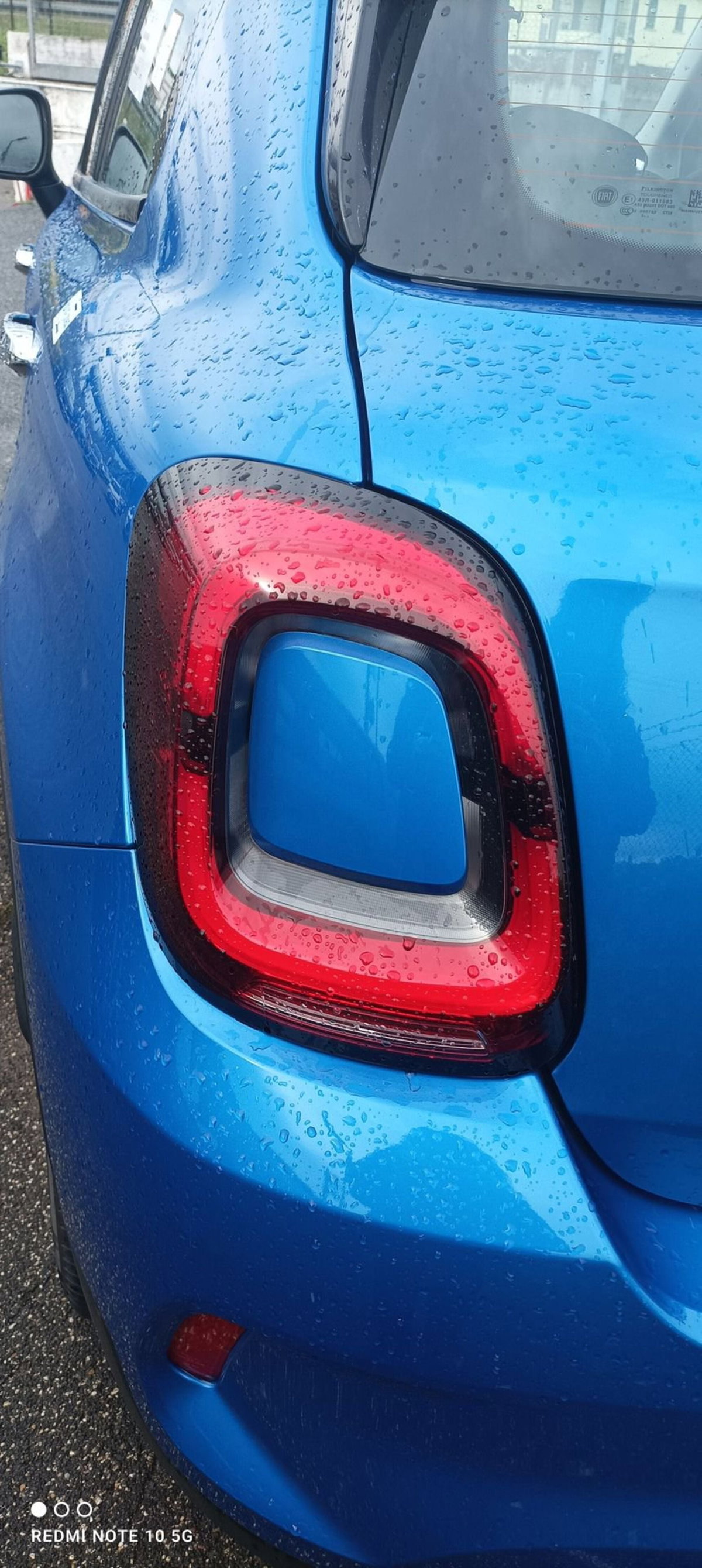 Fiat 500X 1.5 T4 Hybrid 130 CV DCT Yacht Club Capri (11)