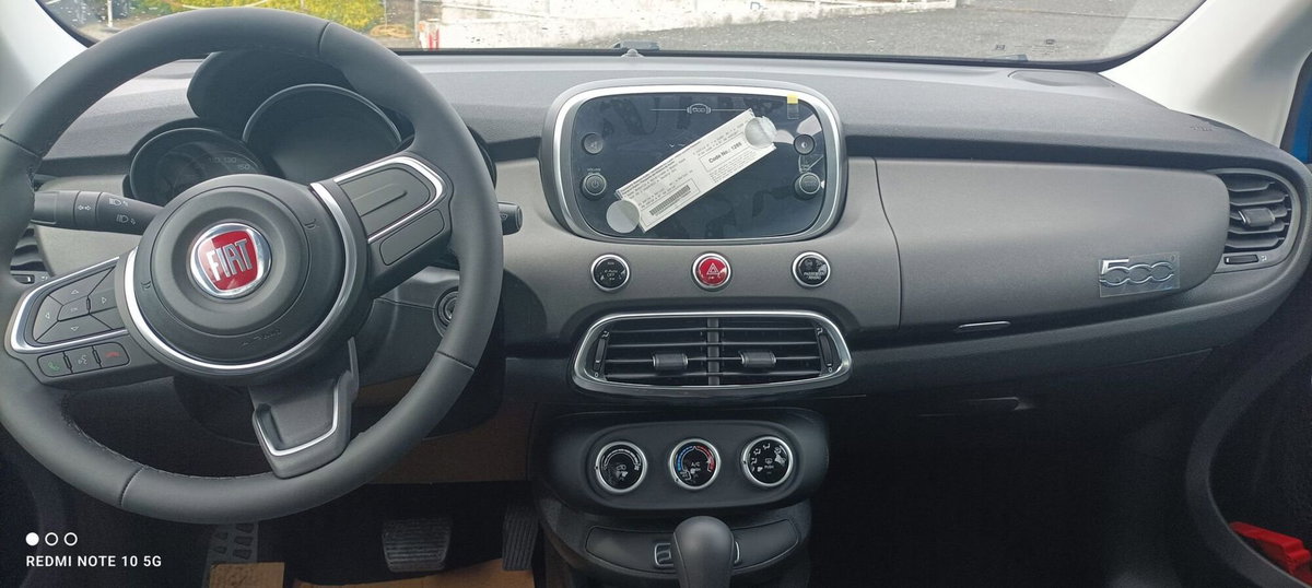 Fiat 500X 1.5 T4 Hybrid 130 CV DCT Yacht Club Capri (7)