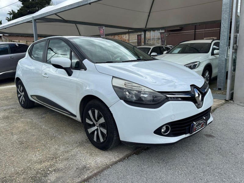 Renault Clio 1.2 75CV GPL 5 porte Costume National
