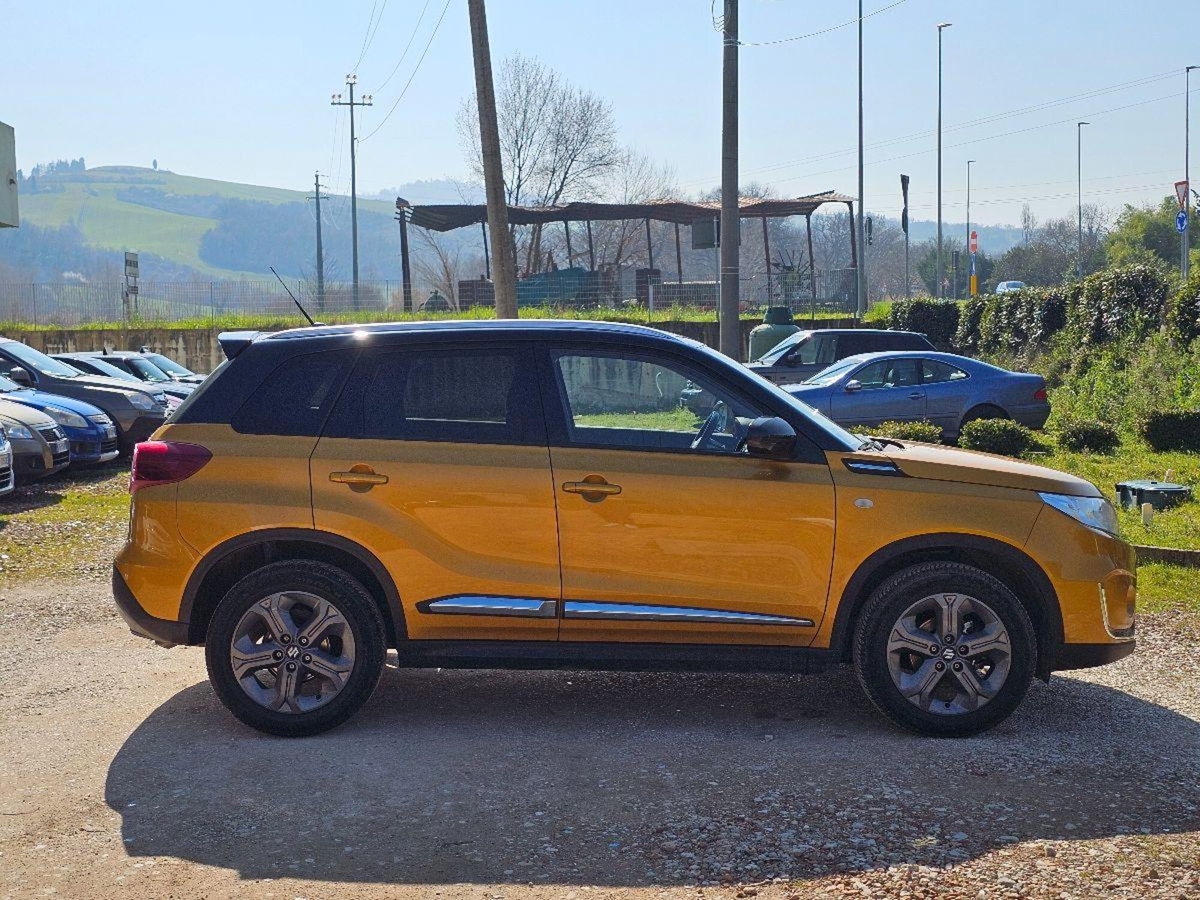 Suzuki Vitara 1.0 Boosterjet 4WD AllGrip Katana (10)