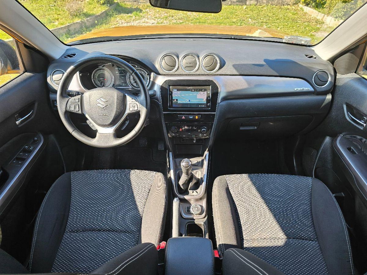 Suzuki Vitara 1.0 Boosterjet 4WD AllGrip Katana (14)