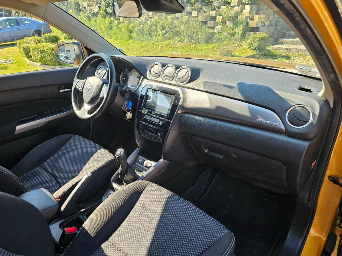 Suzuki Vitara 1.0 Boosterjet 4WD AllGrip Katana (19)