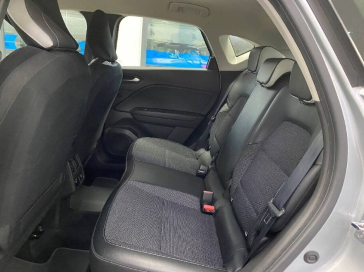 Renault Captur Blue dCi 115 CV EDC Intens (14)