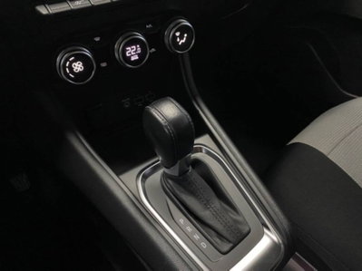 Renault Captur Blue dCi 115 CV EDC Intens (20)