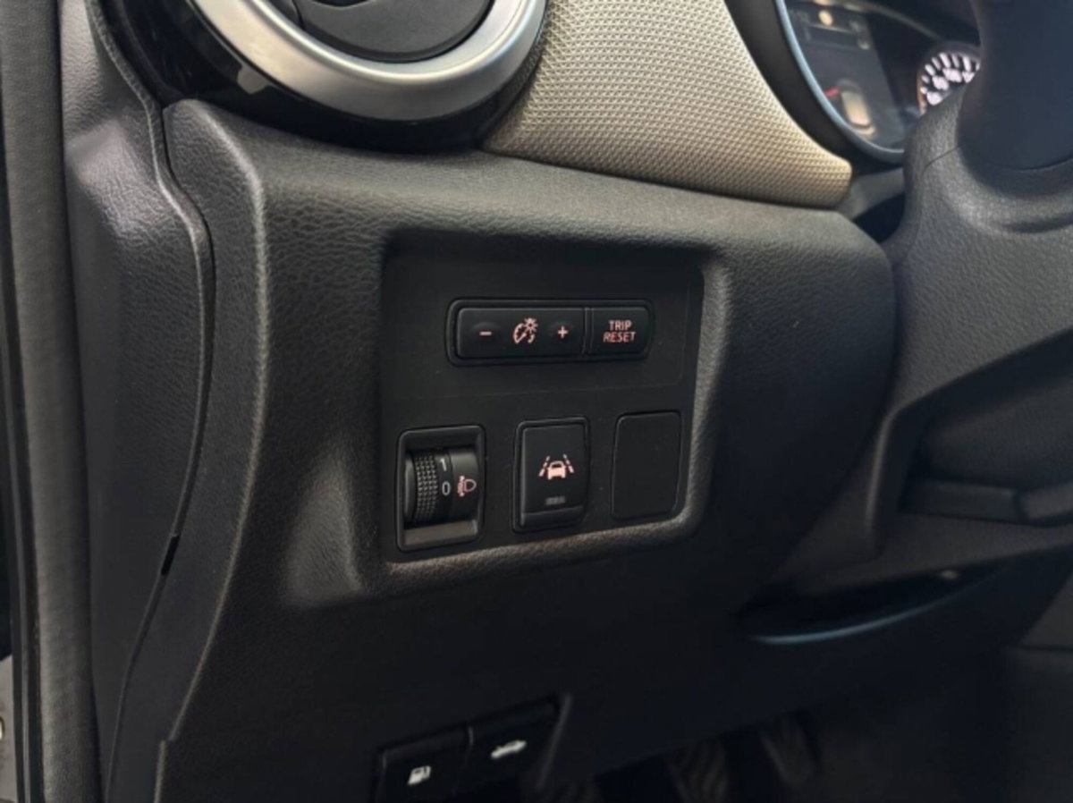 Nissan Micra dCi 90 5 porte Acenta (11)