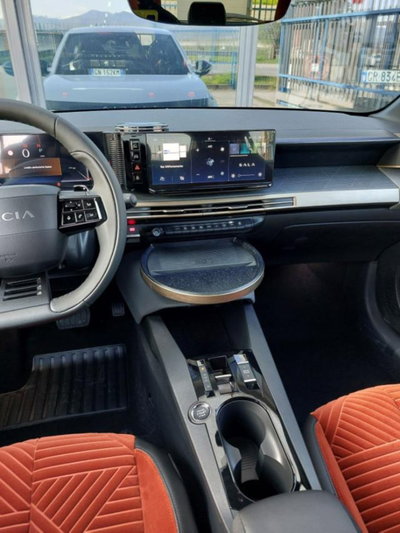 Lancia Ypsilon 1.2 mhev Edizione Limitata Cassina e-dct (10)
