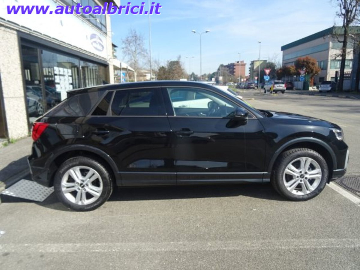 Audi Q2 35 1.5 tfsi Business Advanced s-tronic (10)