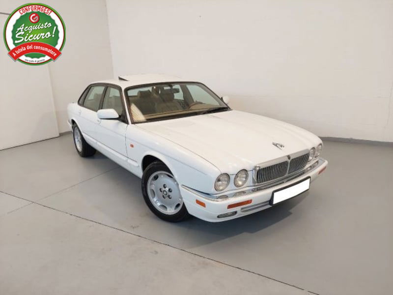 Jaguar XJ6 3.2 cat