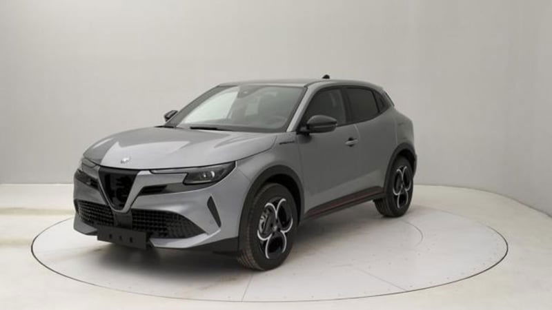 Alfa Romeo Junior 1.2 ibrida Speciale 145cv edct6