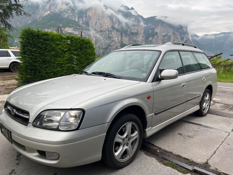 Subaru Legacy Station Wagon 2.0i SOHC cat Touring Wagon 4WD