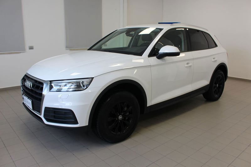 Audi Q5 35 TDI quattro S tronic Business Sport