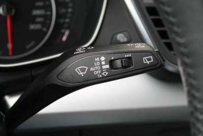 Audi Q5 35 TDI quattro S tronic Business Sport (15)