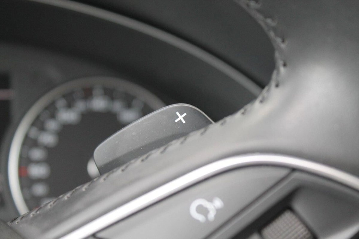 Audi Q5 35 TDI quattro S tronic Business Sport (17)