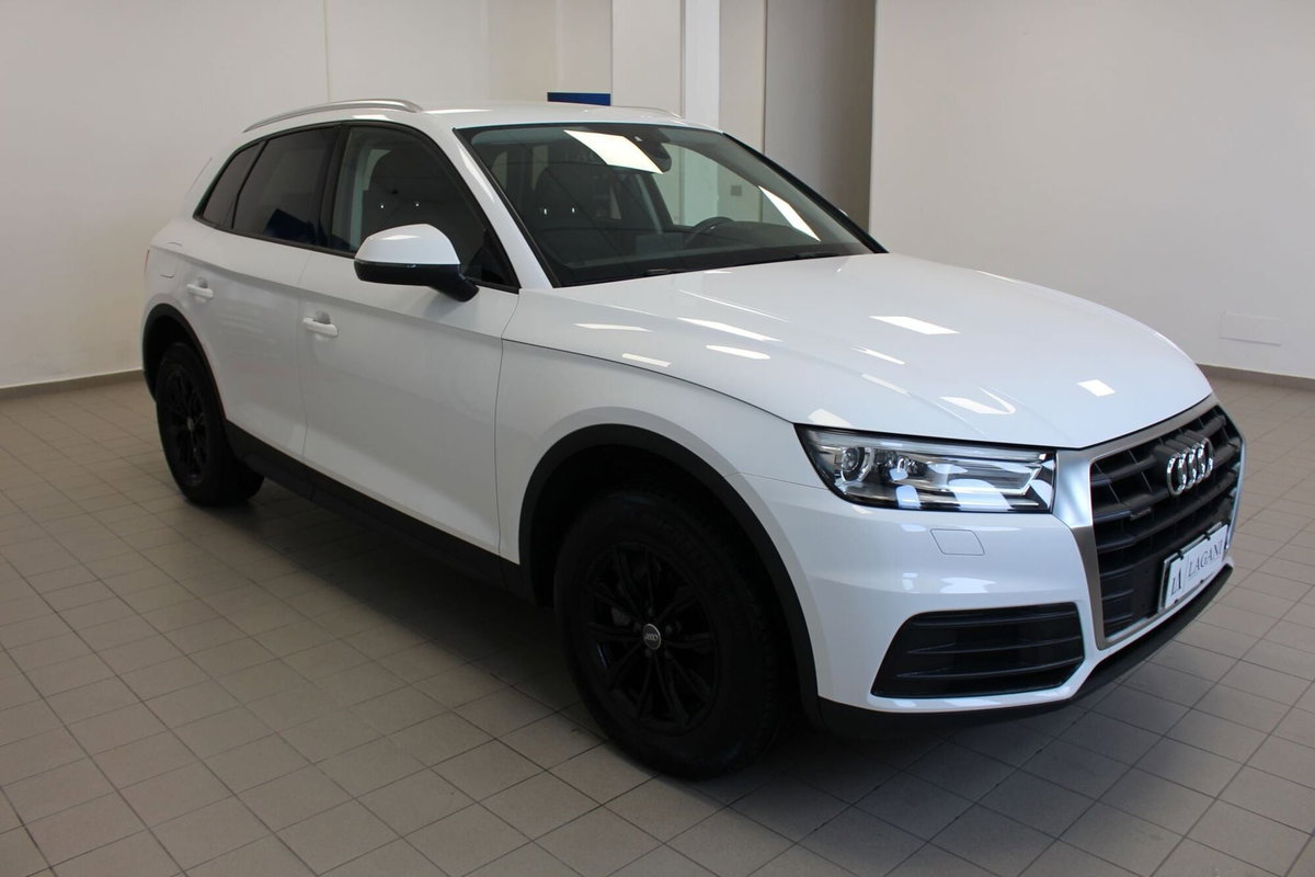 Audi Q5 35 TDI quattro S tronic Business Sport (3)