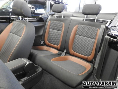 Volkswagen New Beetle Cabrio 16V (6)