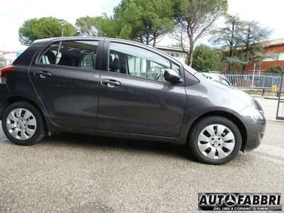 Toyota Yaris 1.3 5 porte Active usata