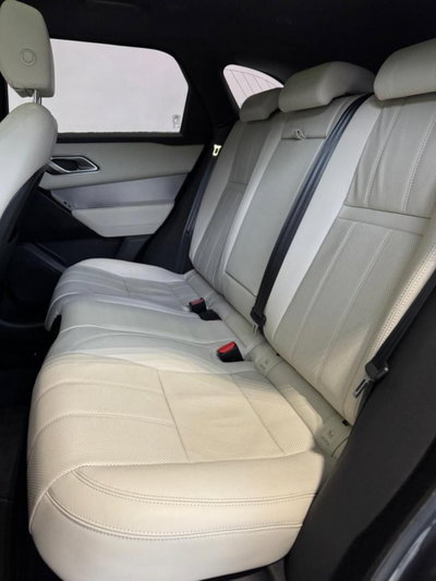 Land Rover Range Rover Velar 2.0D I4 204 CV R-Dynamic S (19)