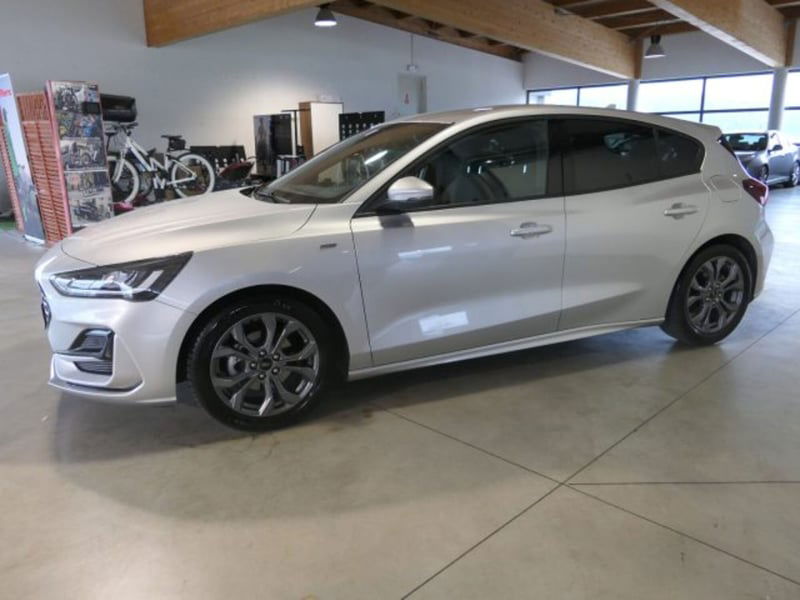 Ford Focus 1.0 EcoBoost Hybrid 125 CV Power. 5p. ST-Line Style