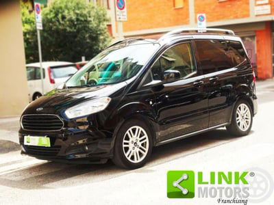 Ford Tourneo Courier 1.0 EcoBoost 100 CV Titanium usata