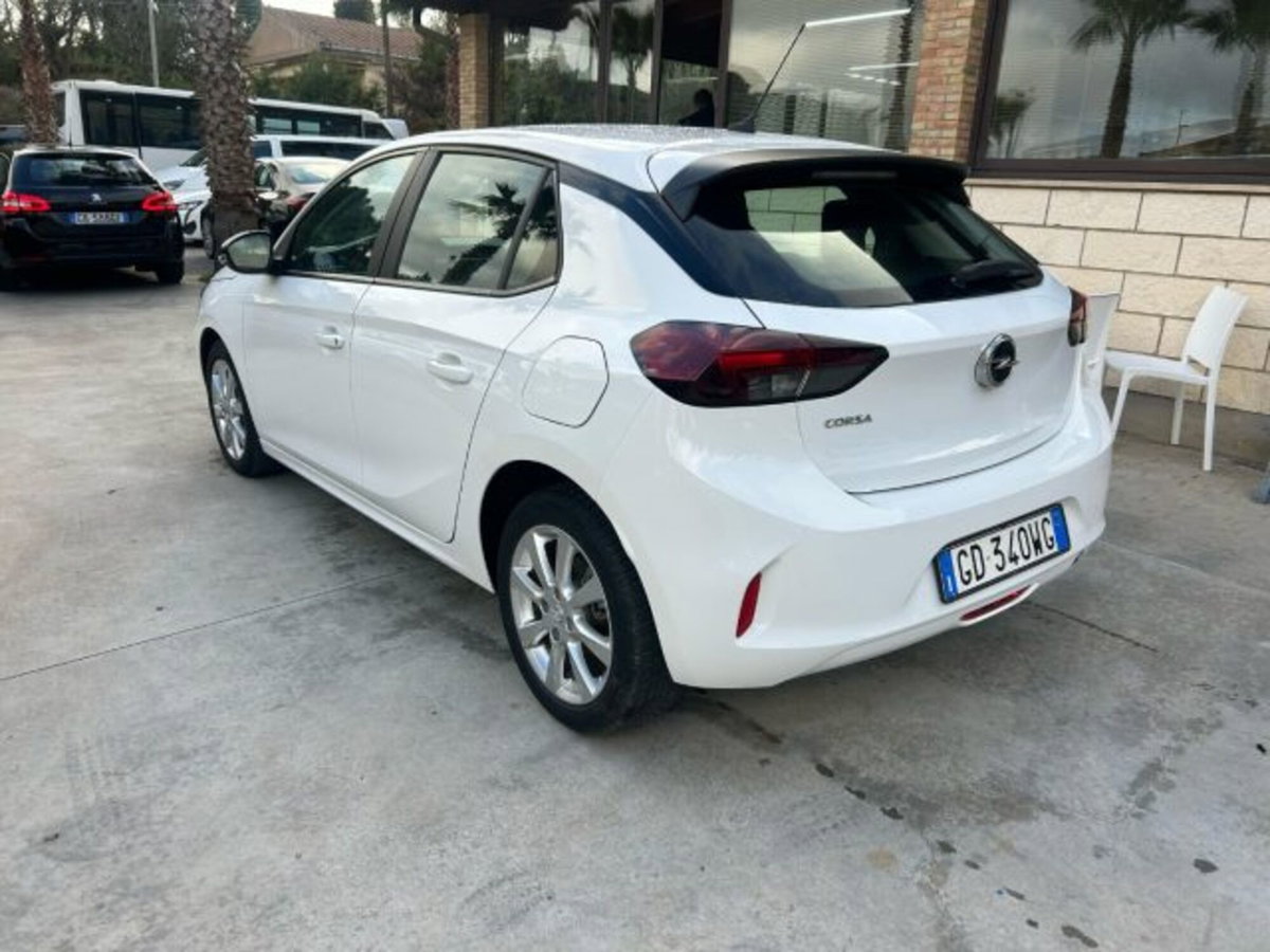 Opel Corsa 1.5 D 100 CV Edition (6)