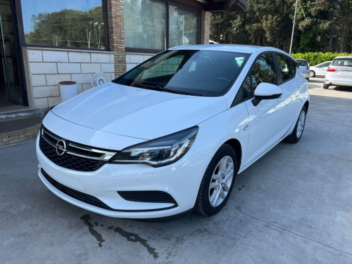 Opel Astra 1.6 CDTi 110CV Start&Stop 5 porte Dynamic