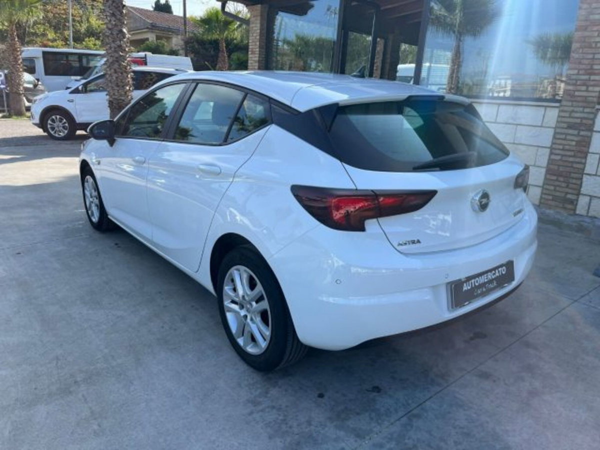 Opel Astra 1.6 CDTi 110CV Start&Stop 5 porte Dynamic (6)