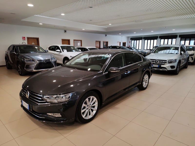 Volkswagen Passat 1.6 TDI SCR DSG Business BMT