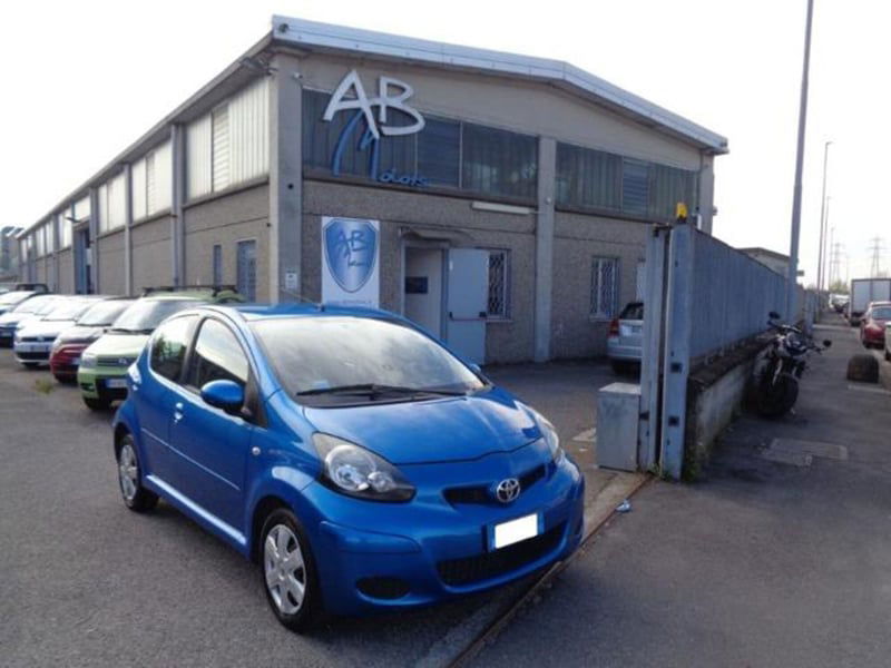 Toyota Aygo 1.0 12V VVT-i 5 porte Sol 