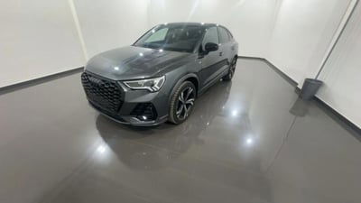 Audi Q3 Sportback 35 2.0 tdi Identity Black s-tronic usata