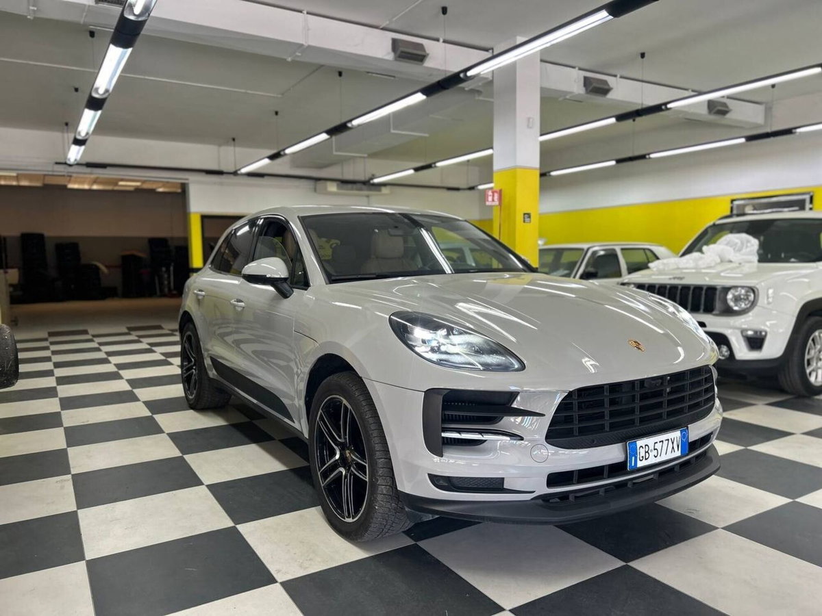 Porsche Macan S