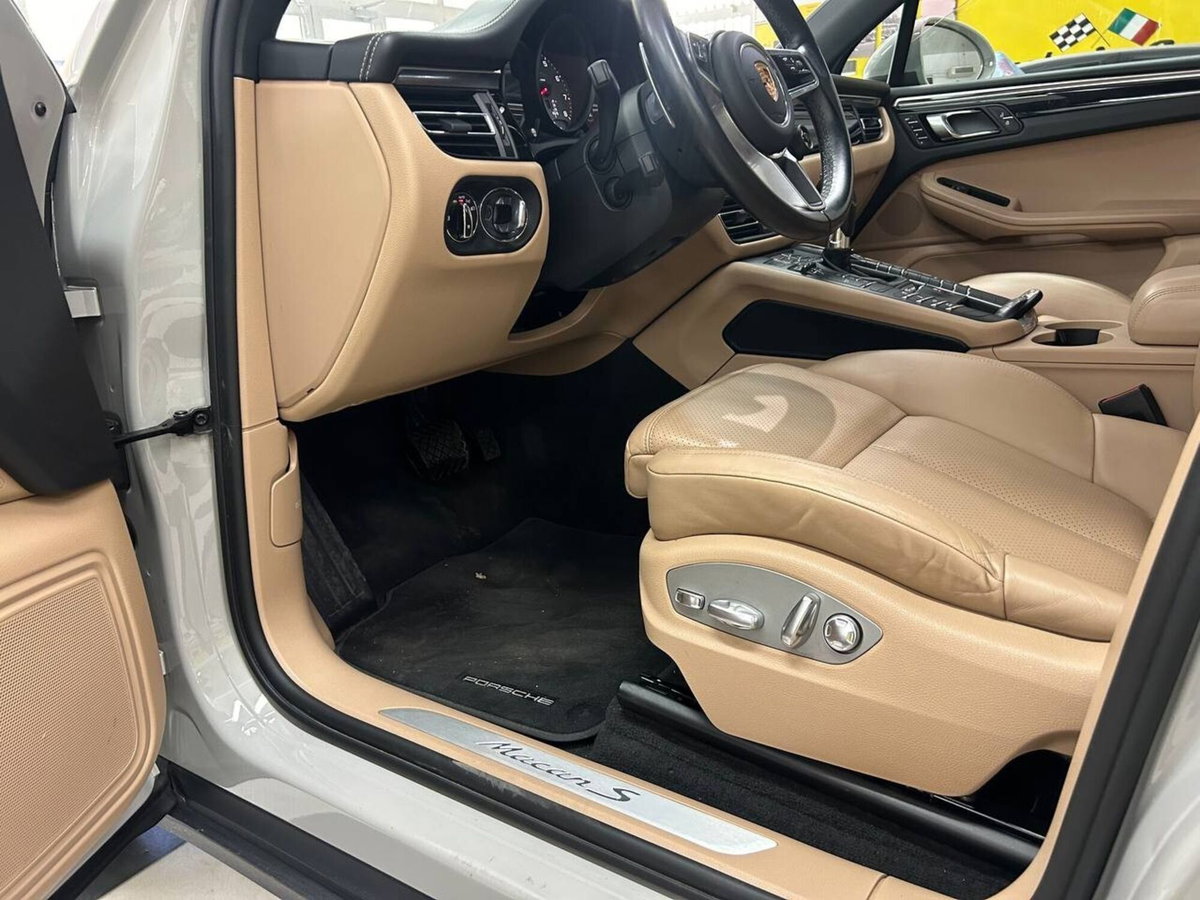 Porsche Macan S (12)