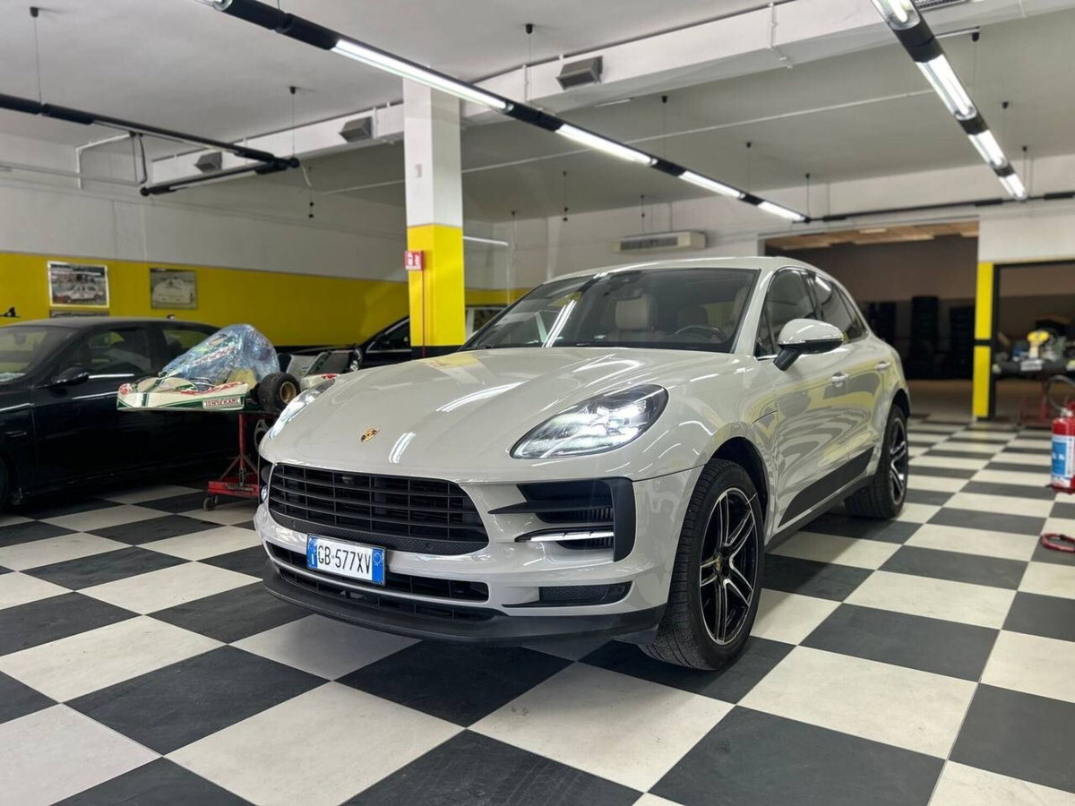 Porsche Macan S (3)