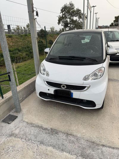 smart Fortwo 1000 52 kW MHD coupé passion  usata