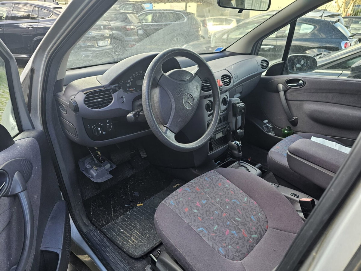 Mercedes-Benz Classe A 170 CDI cat Classic (6)
