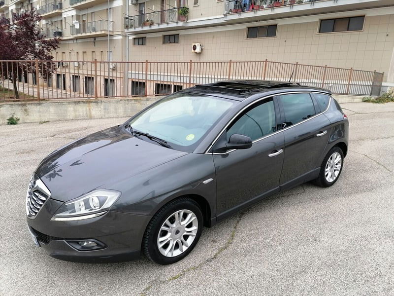 Lancia Delta 1.6 MJT DPF Platino