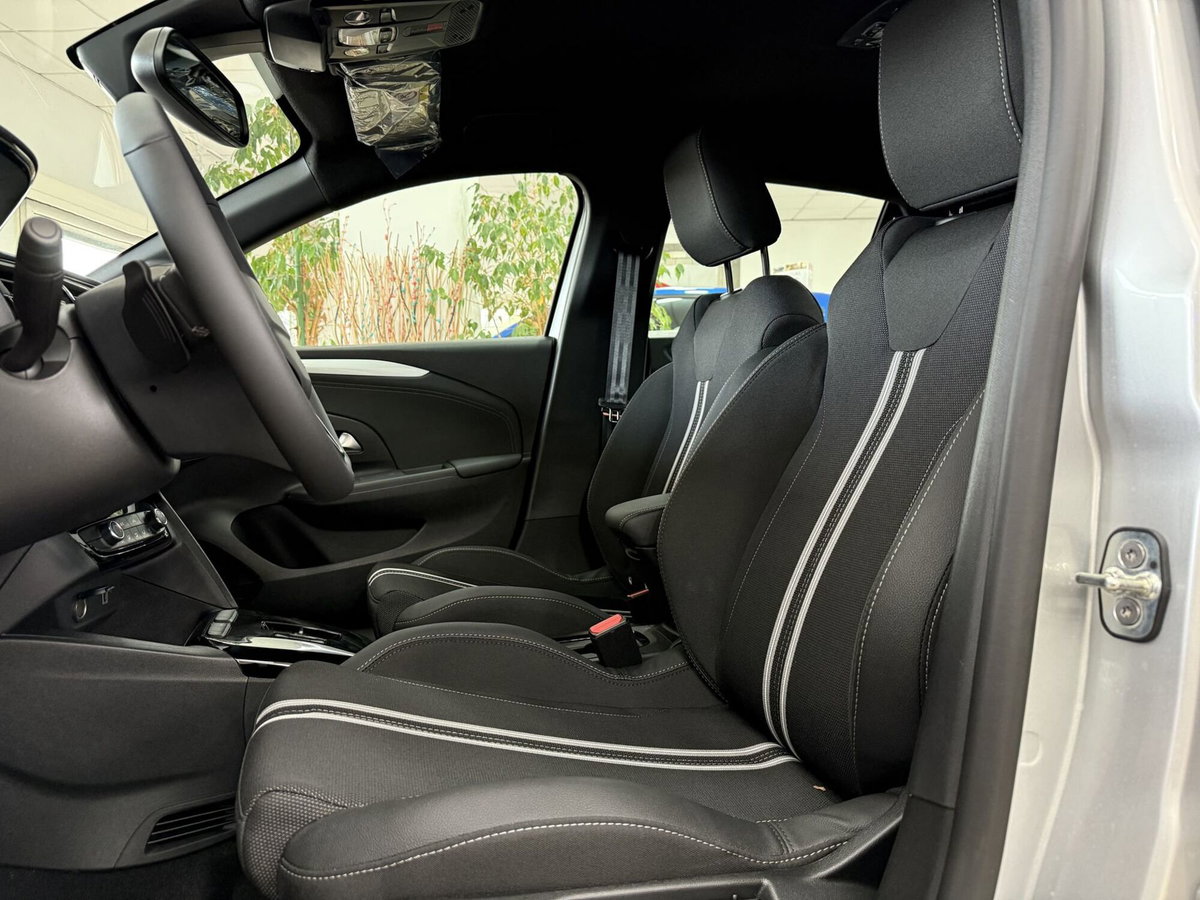 Opel Corsa 1.2 100 CV aut. GS Line (11)