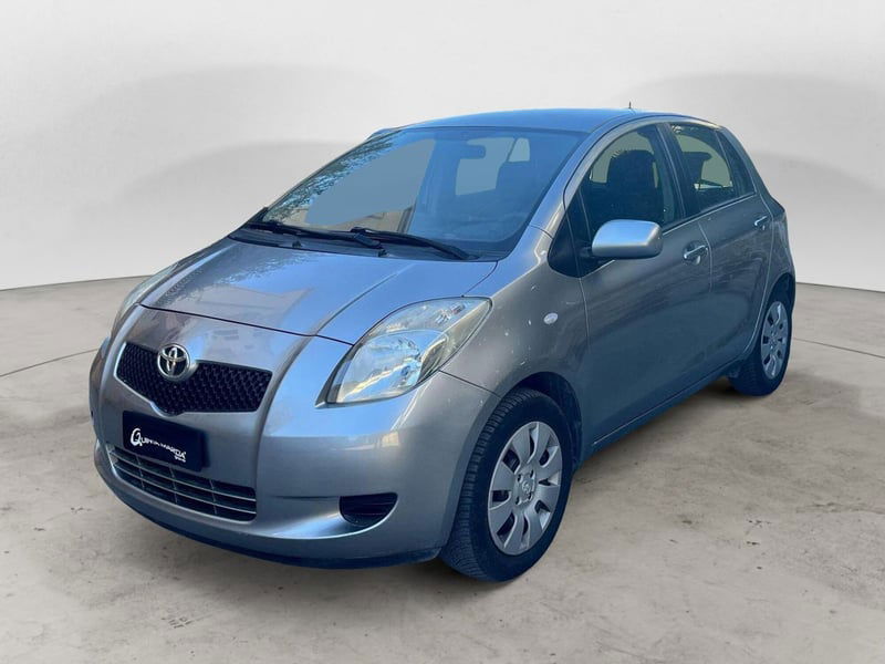 Toyota Yaris 1.0 5 porte