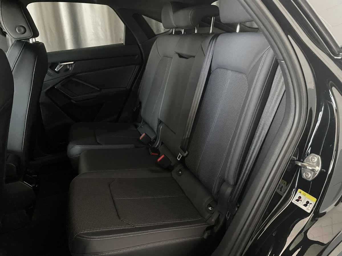 Audi Q3 Sportback 40 TDI quattro S tronic S line edition (11)