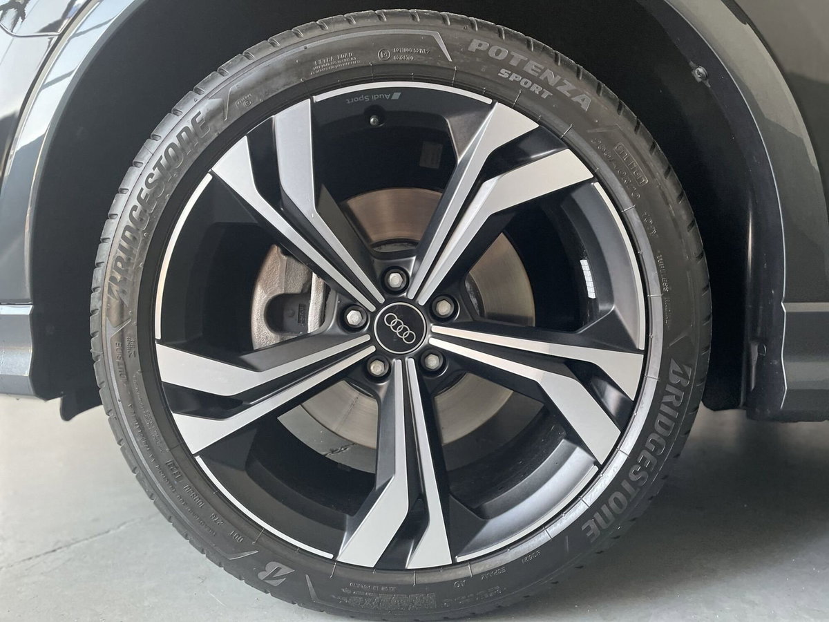 Audi Q3 Sportback 40 TDI quattro S tronic S line edition (9)