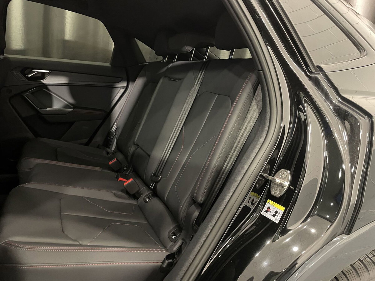 Audi Q3 Sportback 40 TDI quattro S tronic S line edition (10)