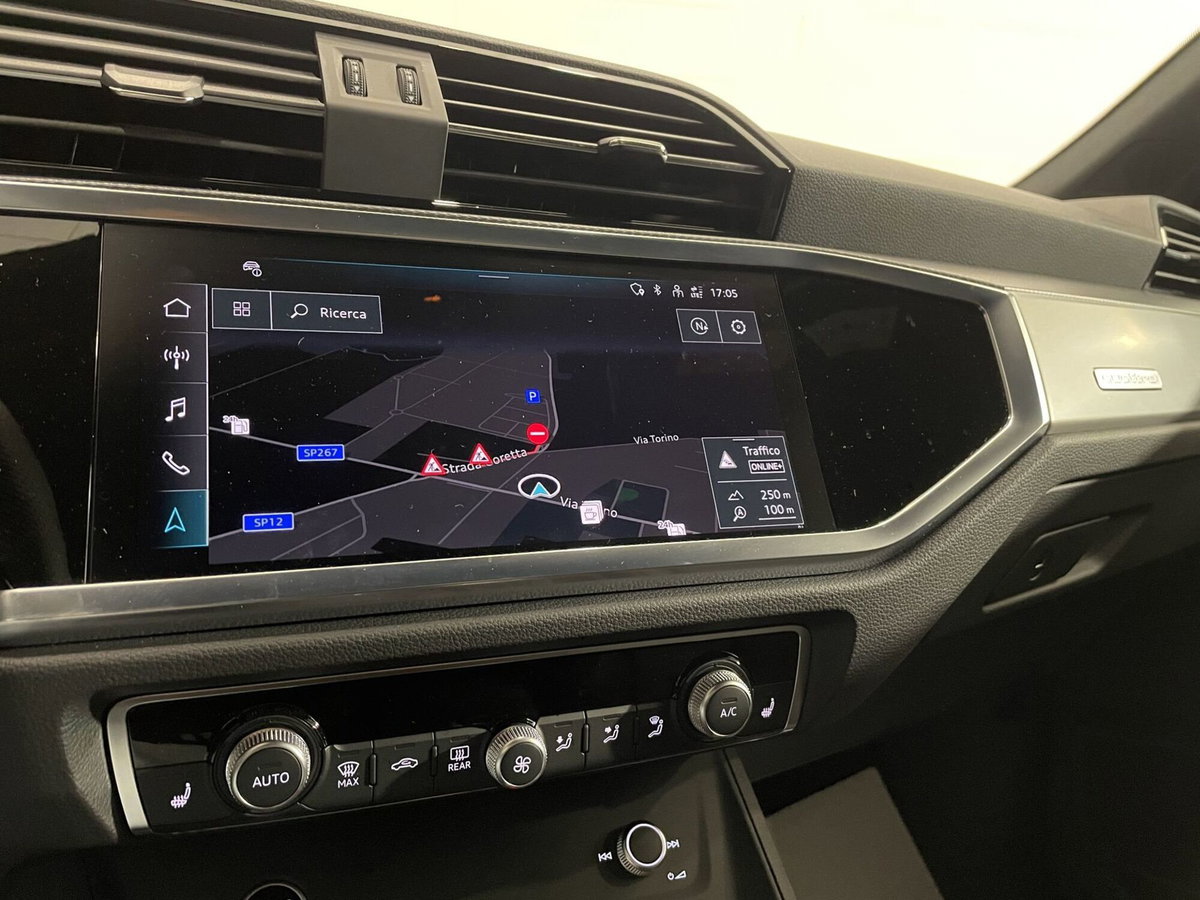 Audi Q3 Sportback 40 TDI quattro S tronic S line edition (16)