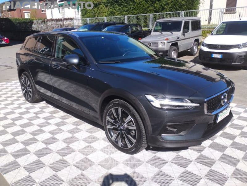 Volvo V60 Cross Country D4