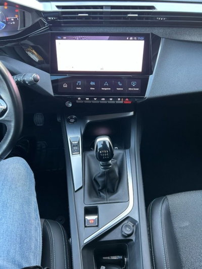 Peugeot 308 SW BlueHDi 130 S&S Allure (13)