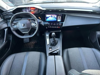 Peugeot 308 SW BlueHDi 130 S&S Allure (8)