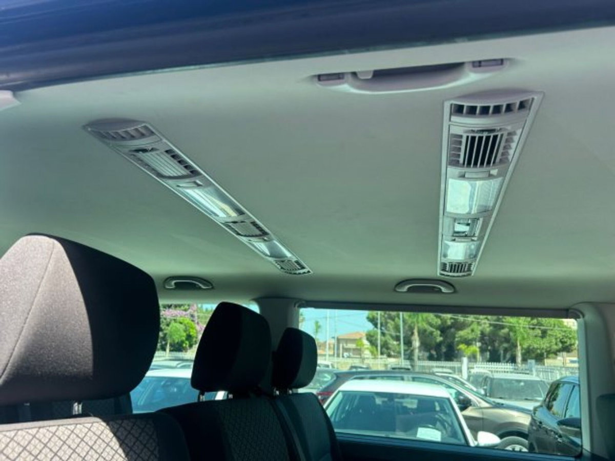 Volkswagen Veicoli Commerciali Caravelle 2.0 TDI 110CV PC Trendline (10)
