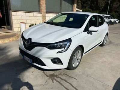 Renault Clio Full Hybrid E-Tech 140 CV 5 porte E-Tech usata