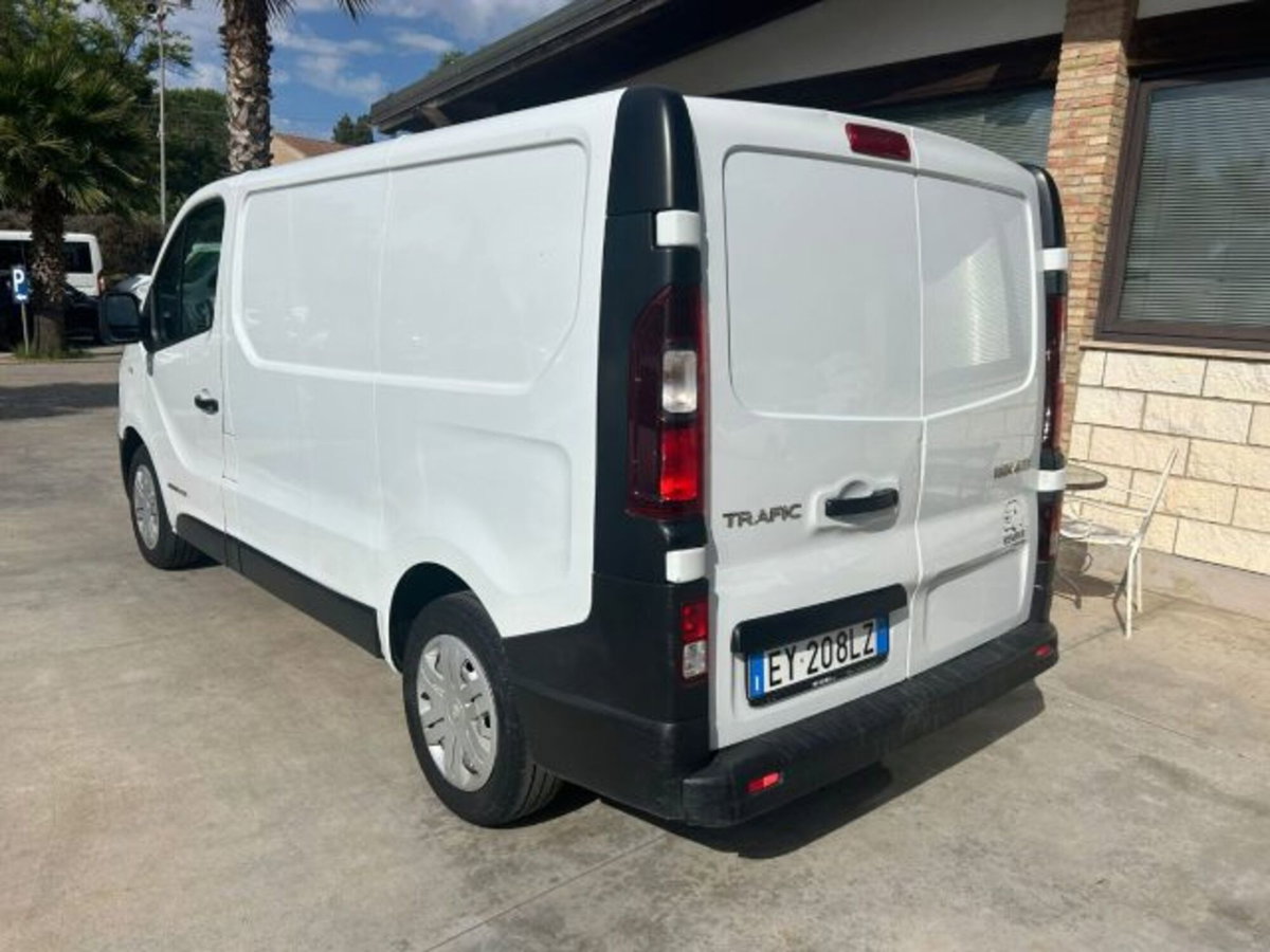 Renault Trafic Furgone T27 1.6 dCi 120CV S&S PC-TN Comfort (6)